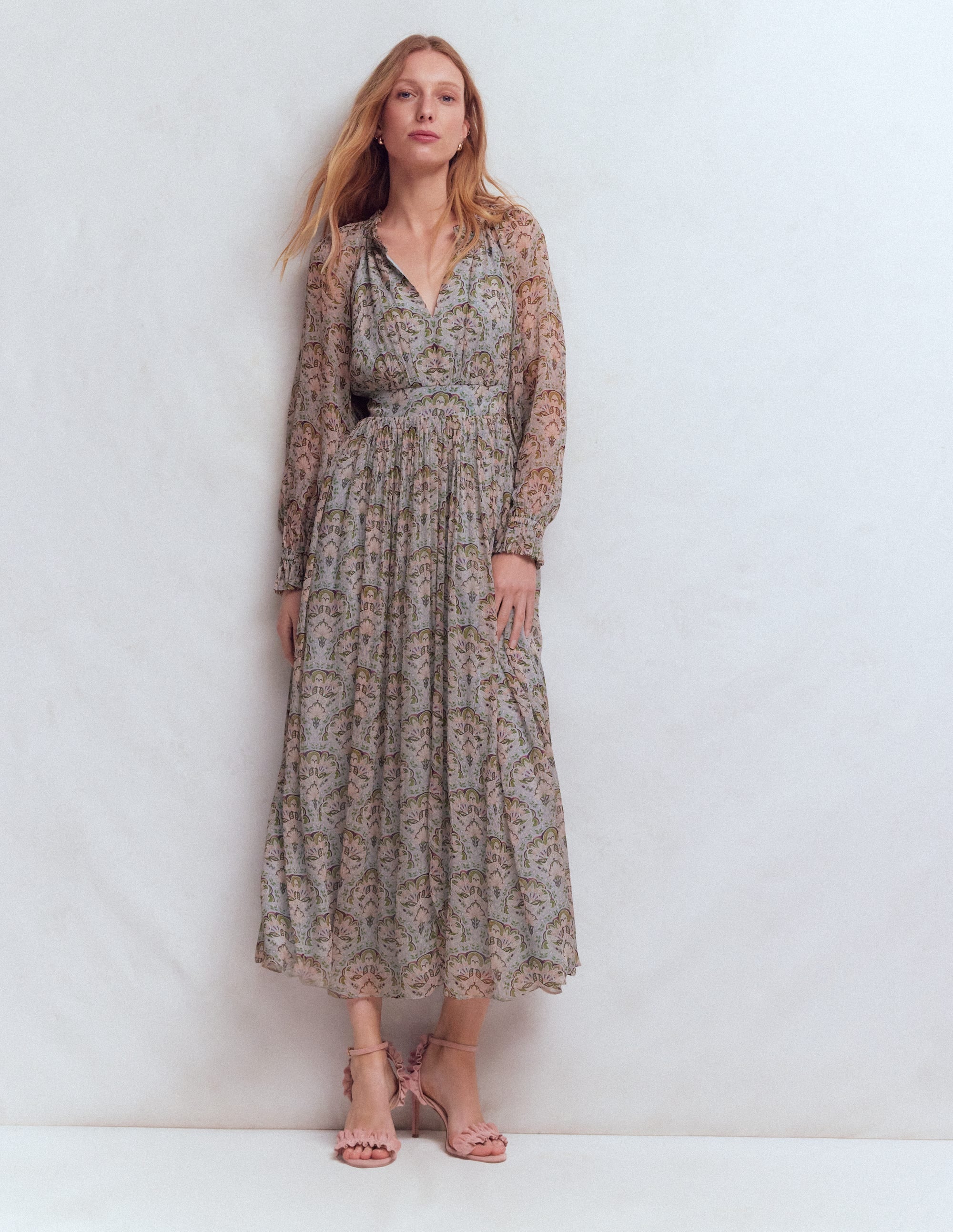 Romantic Ruffle Neck Dress-Multi Paradise Gardens