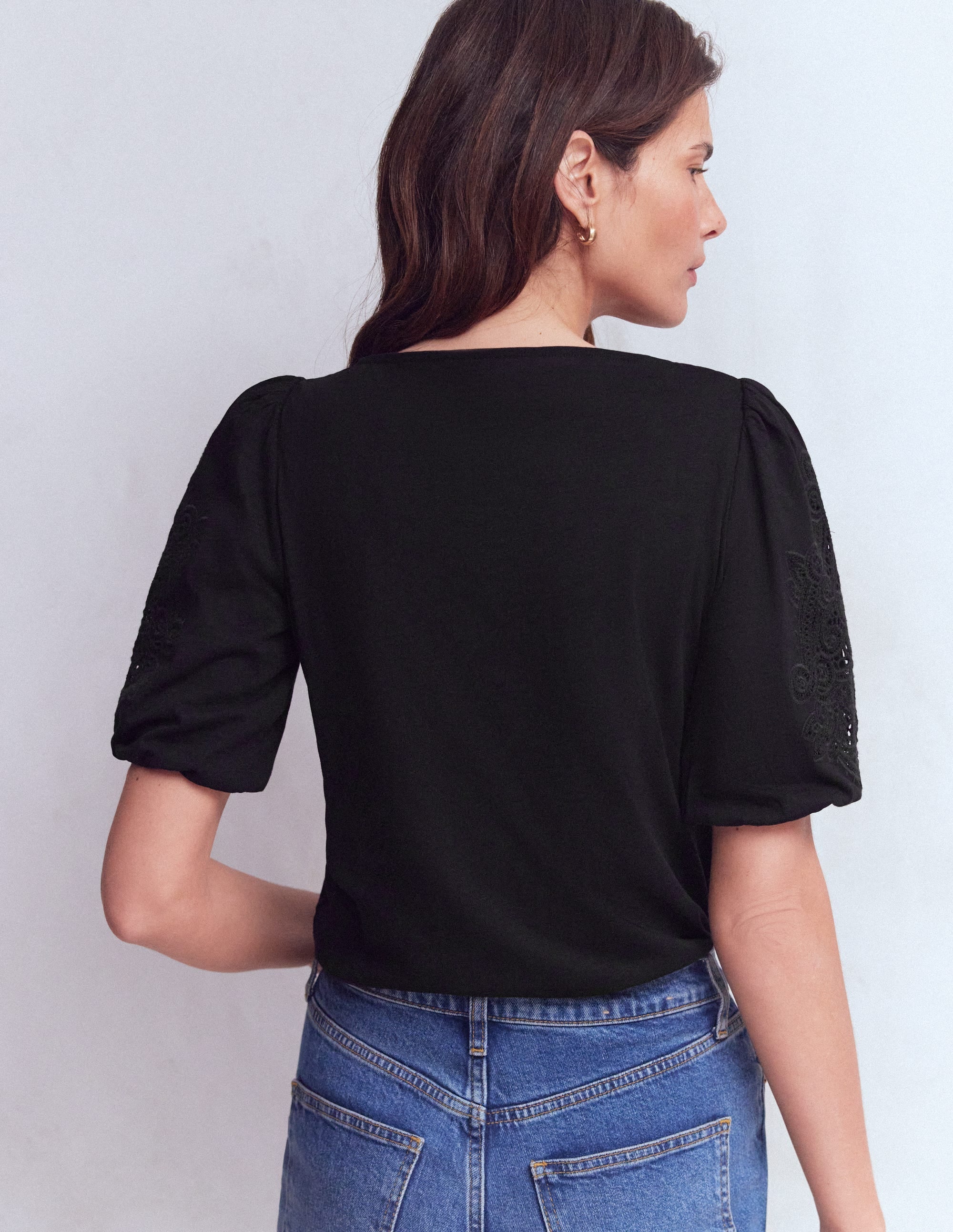 Tape Lace T-shirt-Black