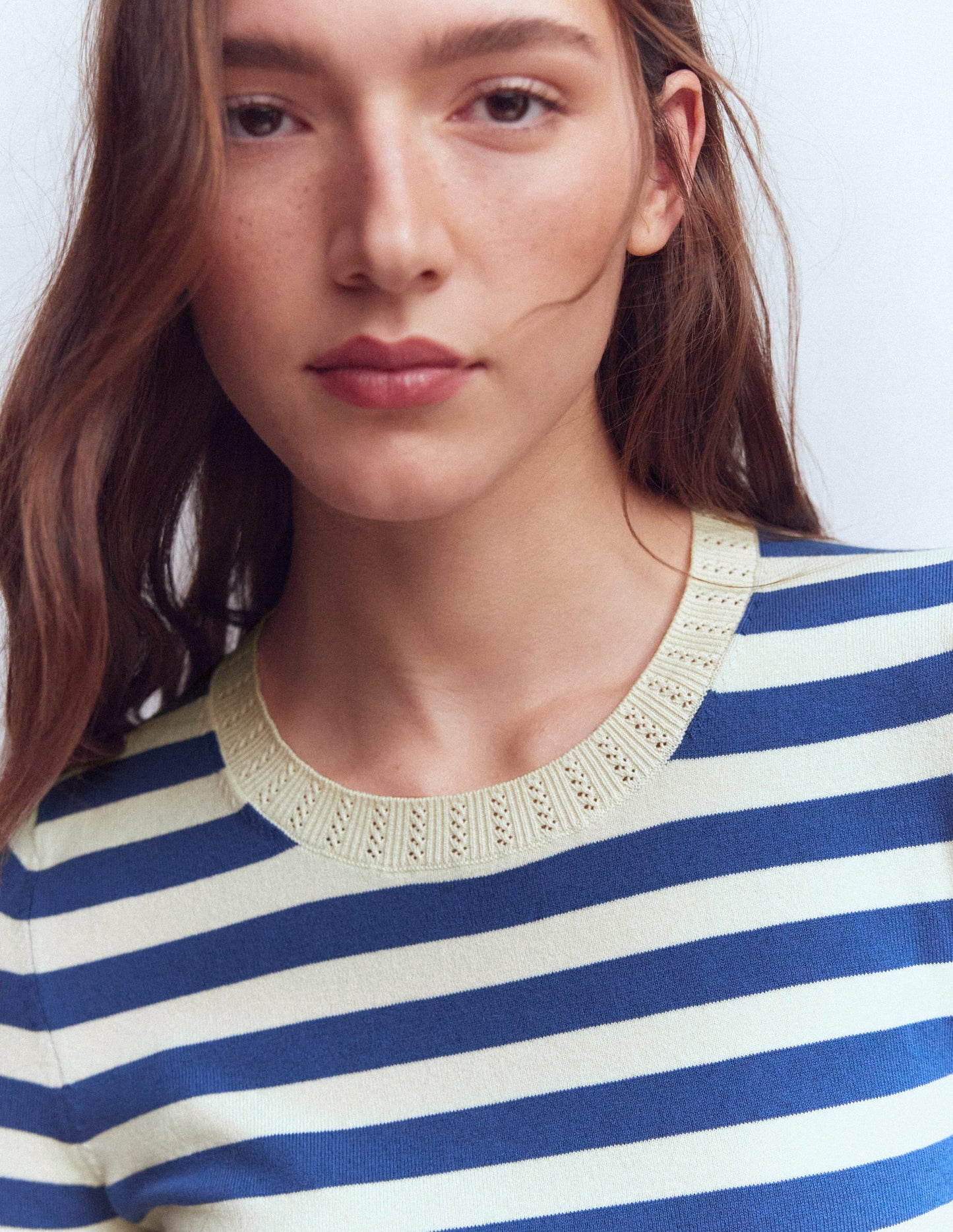 Emilia Cotton Crew T-shirt-Denim Blue/ Warm Ivory