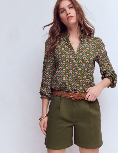 Chino Shorts-Woodland Green