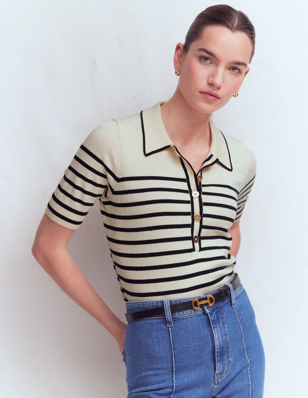 Liz Henley T-Shirt-Ivory. Navy