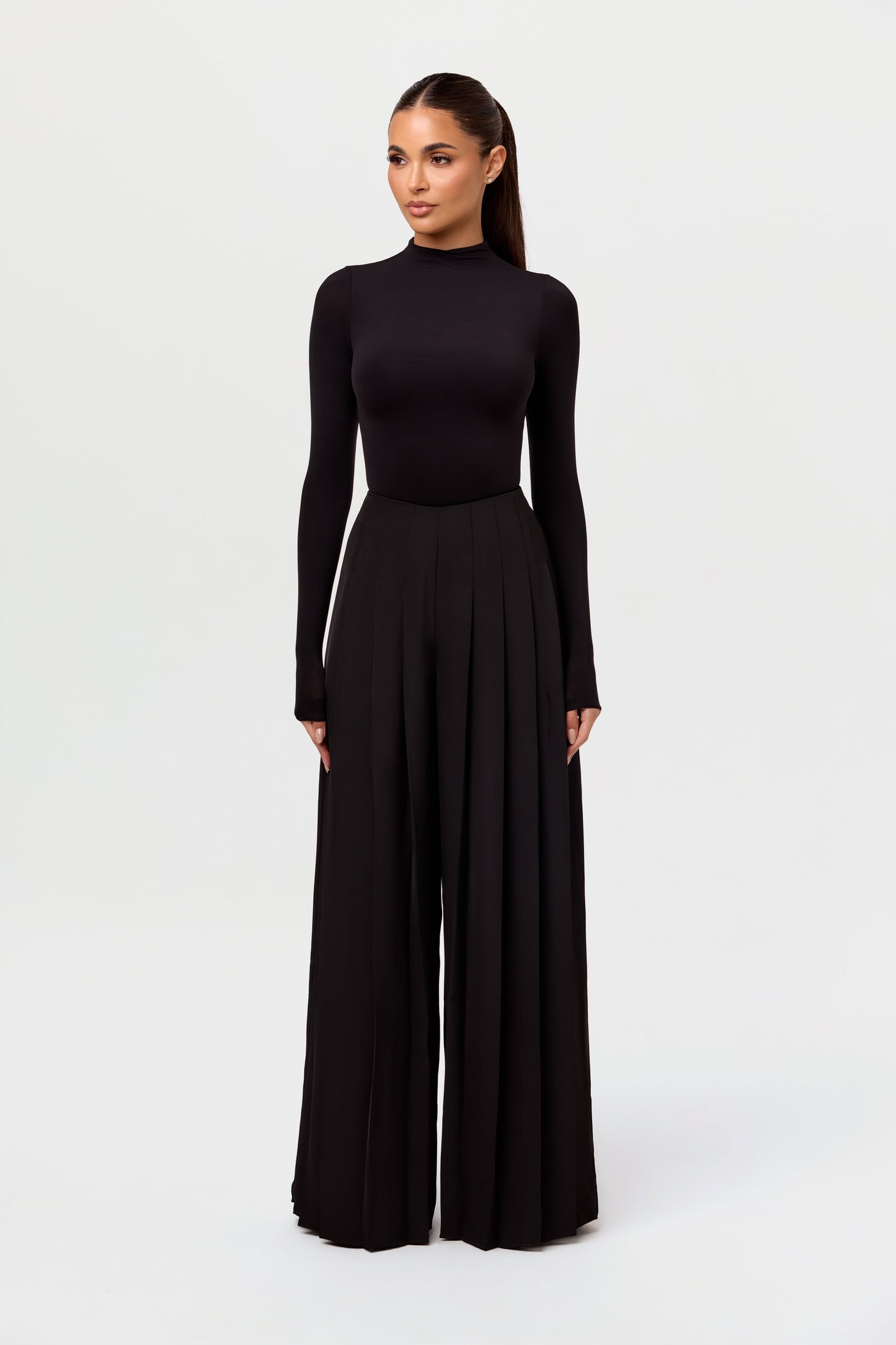 Pleated Wide Leg Pant