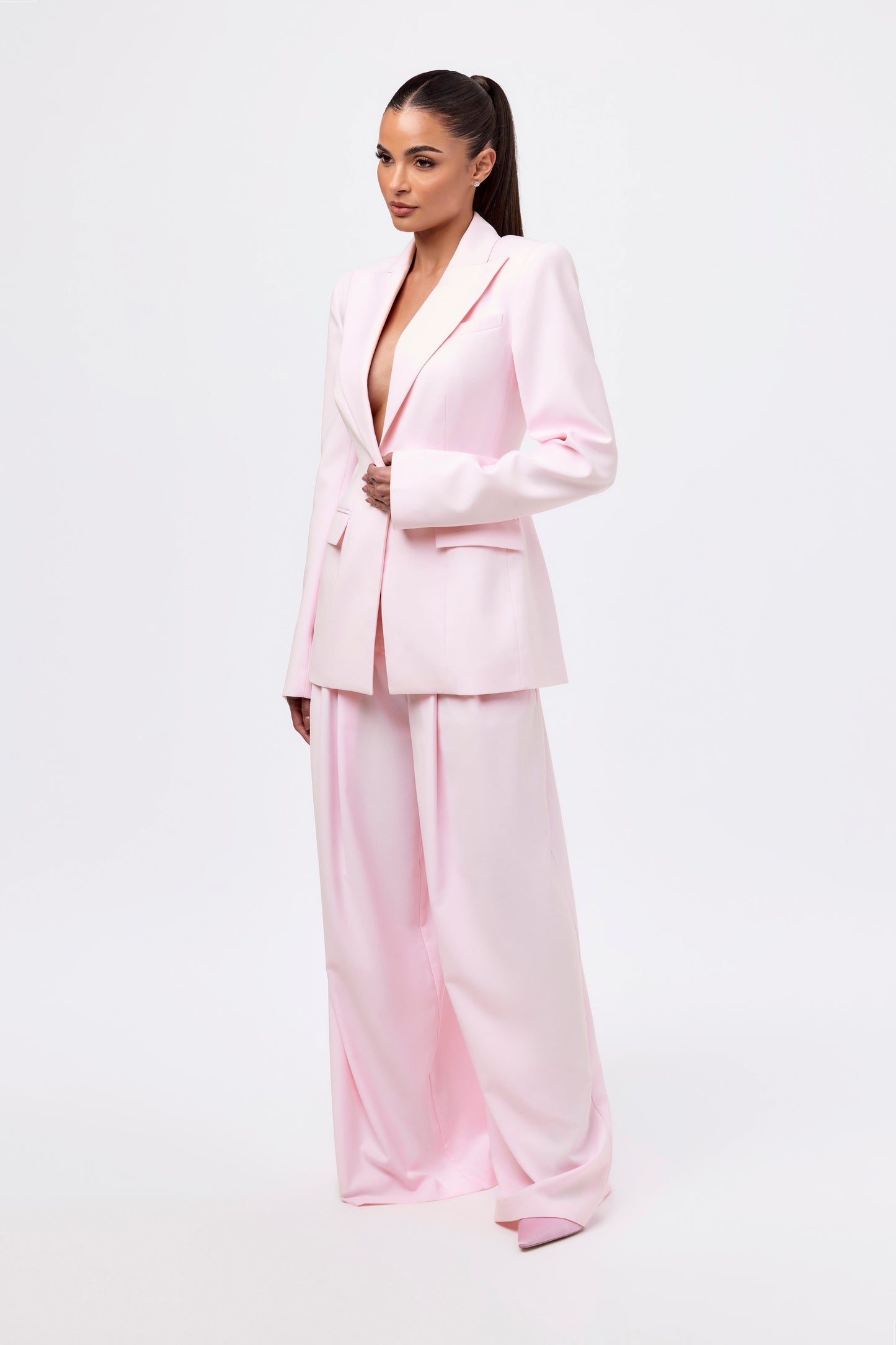 Power Shoulder Fitted Suit Blazer
